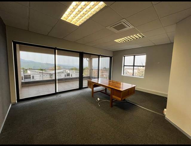 OFFICE PROPERTY TO RENT IN MONTROSE